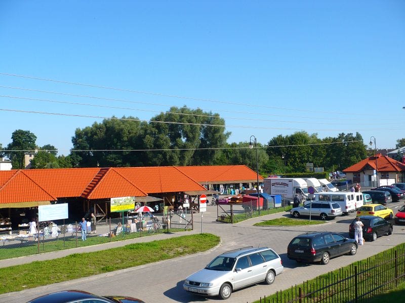 Ostróda: Handlujący dalej „pod chmurką” – co dalej z targowiskiem? 2 Targowisko Miejskie W Ostródzie