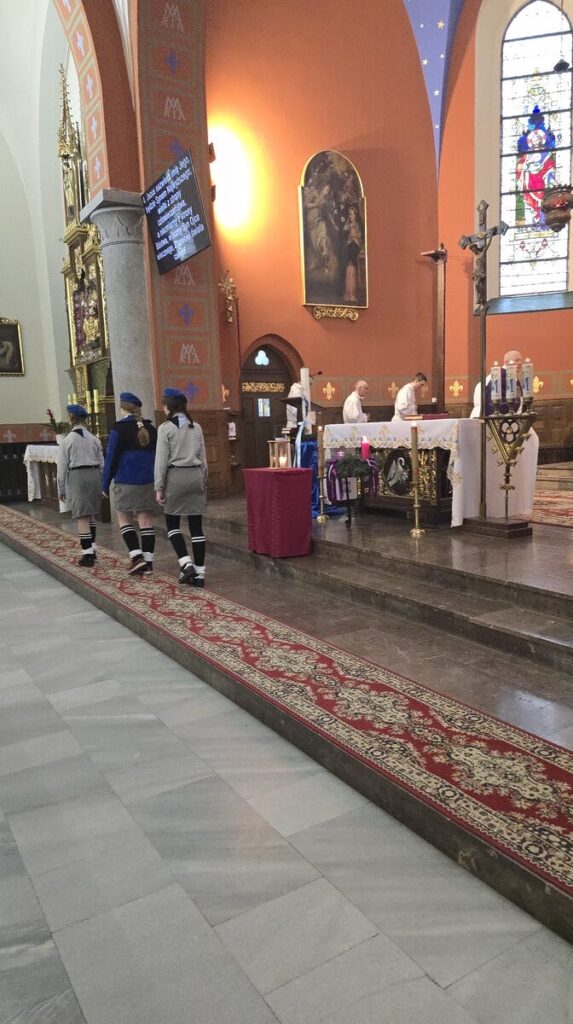 Betlejemskie Światło Pokoju W Ostródzie - Harcerska Tradycja