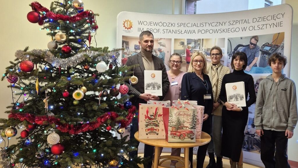 Życzenia i prezenty od dzieci dla dzieci. Ostróda wsparła Wojewódzki Specjalistyczny Szpital Dziecięcy