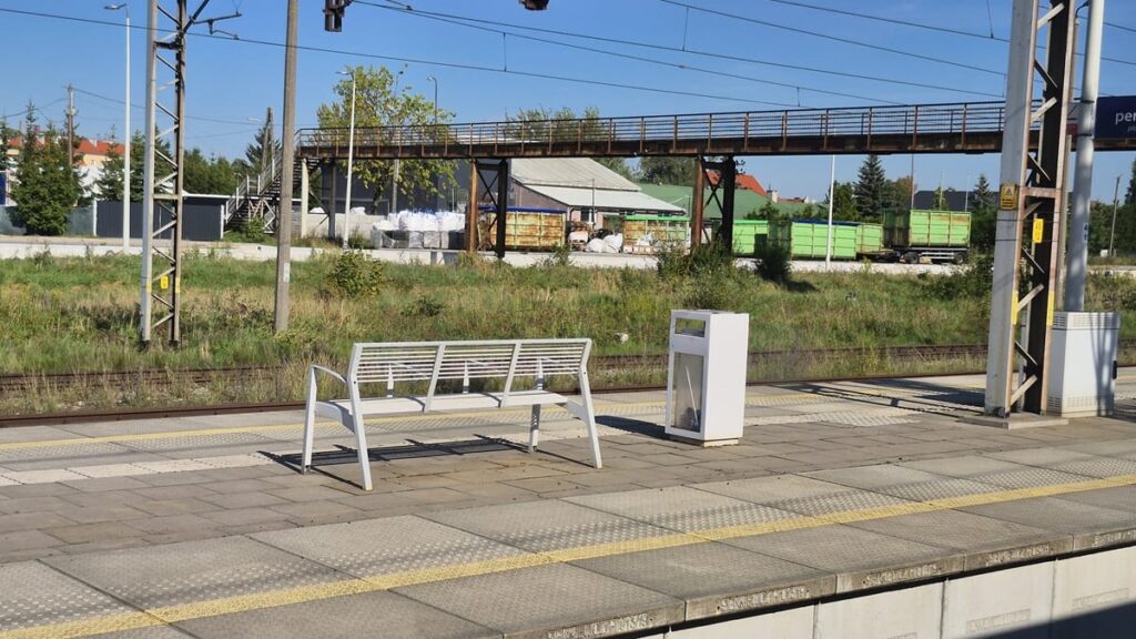 W Morągu będzie nowa kładka nad torami. Podpisano umowę 15 W Morągu będzie nowa kładka nad torami. Podpisano umowę
