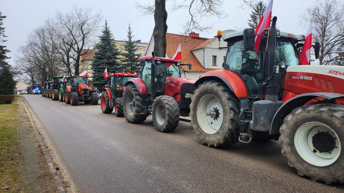 Rolnicy wychodzą na drogi — planowane utrudnienia na drodze ekspresowej S7! 1 Rolnicy Wychodzą Na Drogi — Planowane Utrudnienia Na Drodze Ekspresowej S7