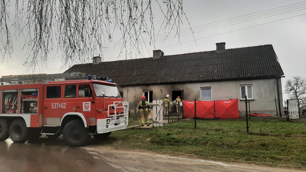 Pożar w Saminie - nie żyje jedna osoba 5 Pożar W Saminie - Nie Żyje Jedna Osoba