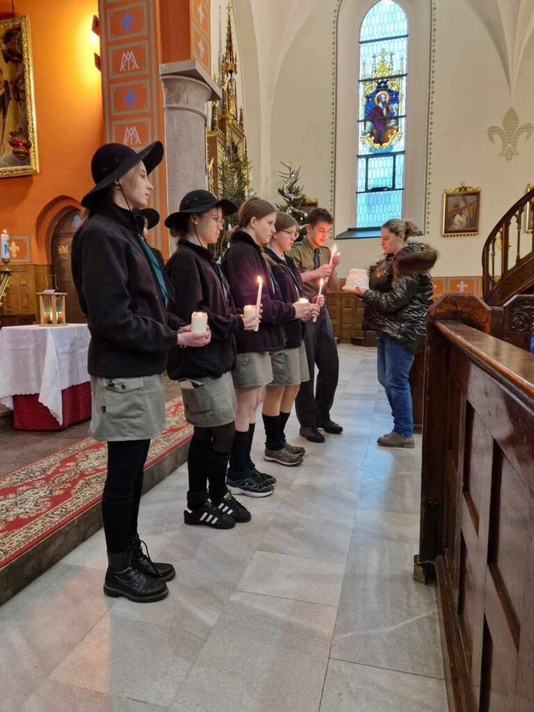 Betlejemskie Światło Pokoju w Ostródzie - wiemy kiedy odebrać symboliczny płomień! 2 Betlejemskie Światło Pokoju W Ostródzie - Wiemy Kiedy Odebrać Symboliczny Płomień!