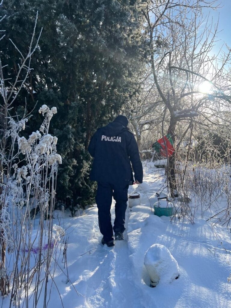 Policjanci I Strażnicy Miejscy Ruszyli Ze Wsparciem Dla Osób Bezdomnych