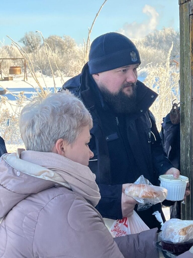 Policjanci I Strażnicy Miejscy Ruszyli Ze Wsparciem Dla Osób Bezdomnych