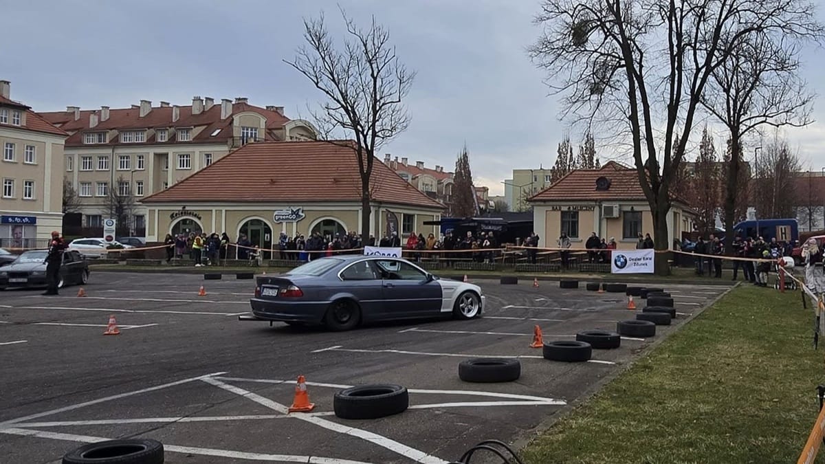 W Niedzielę Drift Taxi W Ostródzie — Sprawdź Listę Kierowców I Samochodów!