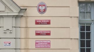 Praca w Urzędzie. Atut własne miejsce parkingowe