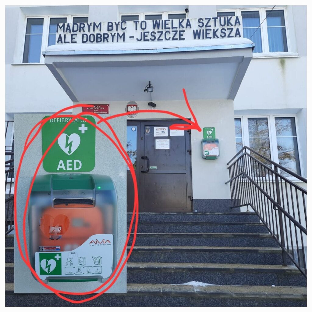 Defibrylator AED trafił do Szkoły Podstawowej numer 6 w Ostródzie! 2 Defibrylator Aed Trafił Do Szkoły Podstawowej Numer 6 W Ostródzie!