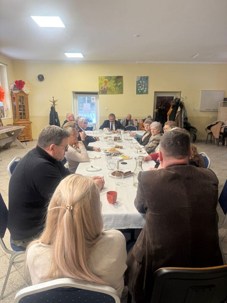Minister Sprawiedliwości Waldemar Żurek na Warmii i Mazurach — gotował, uczył i debatował 6 Minister Sprawiedliwości Waldemar Żurek Na Warmii I Mazurach — Gotował, Uczył I Debatował