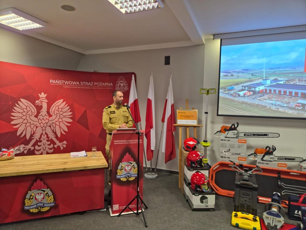 Strażacy podsumowali rok — były ofiary wypadków i pożarów 4 Strażacy Podsumowali Rok — Były Ofiary Wypadków I Pożarów