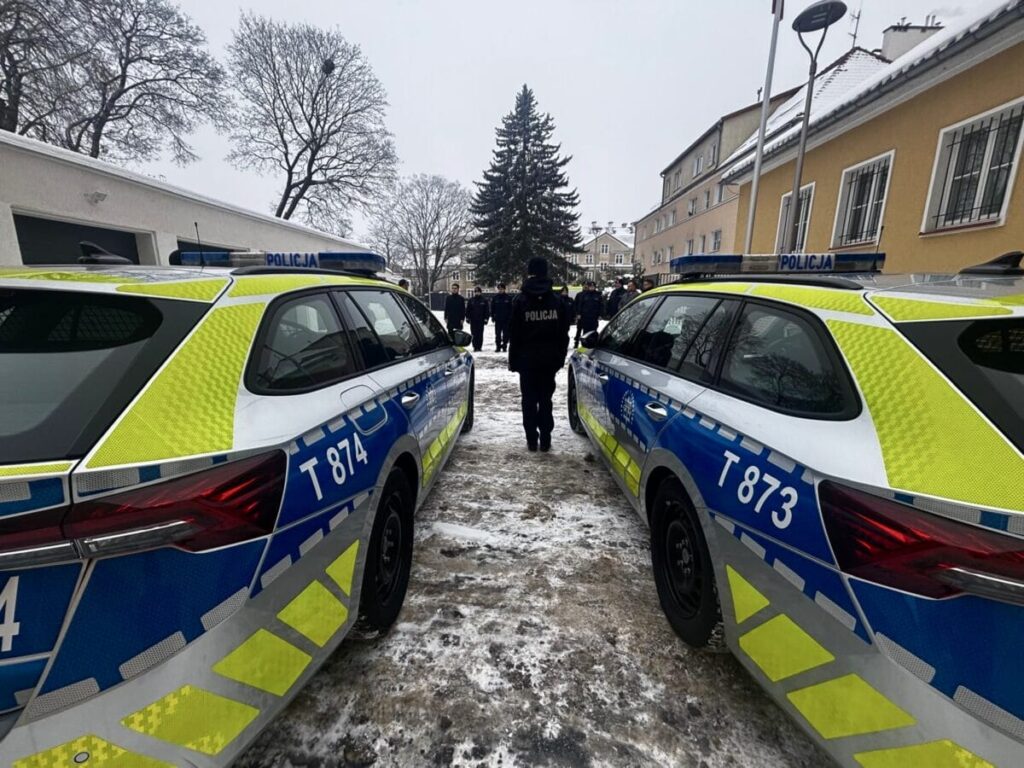 W Morągu I Małdytach Mają Nowe Radiowozy - Policja Świętuje! 