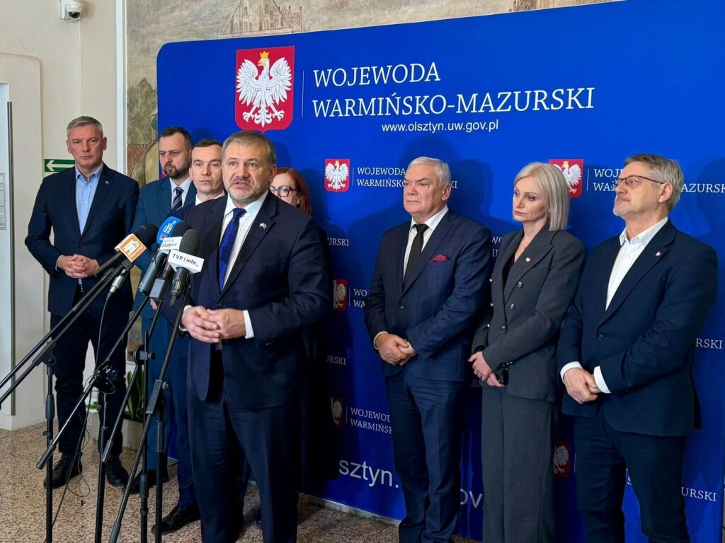 Minister Sprawiedliwości Waldemar Żurek na Warmii i Mazurach — gotował, uczył i debatował 2 Minister Sprawiedliwości Waldemar Żurek Na Warmii I Mazurach — Gotował, Uczył I Debatował