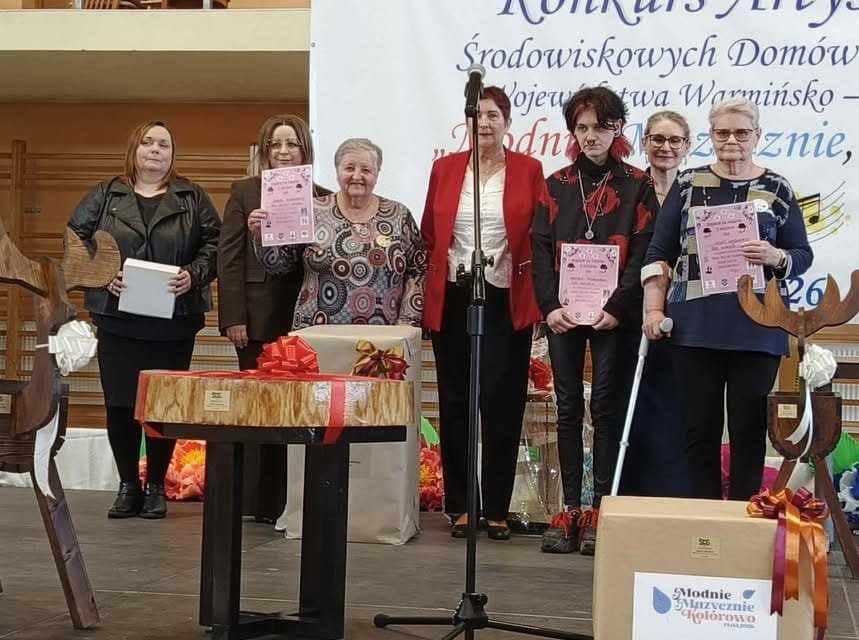 Środowiskowy Dom Samopomocy &Quot;Bratek&Quot; Z Sukcesami W Wojewódzkim Konkursie Artystycznym