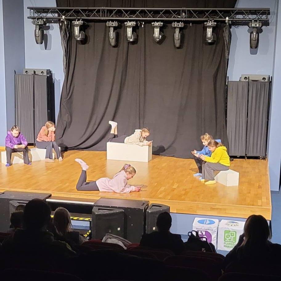 Teatralny Marzec. W sobotę w Ostródzie dwa spektakle w wykonaniu młodzieży 3 Teatralny Marzec. W Sobotę W Ostródzie Dwa Spektakle W Wykonaniu Młodzieży
