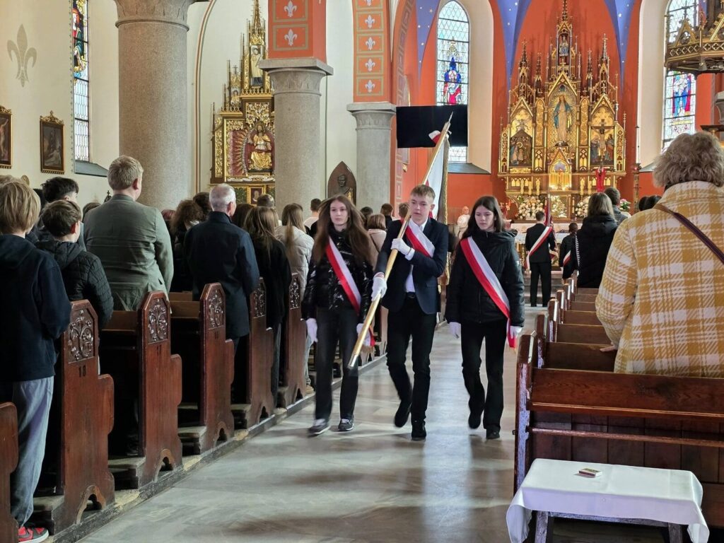 Dzień Pamięci Ofiar Zbrodni Katyńskiej w Ostródzie 13 Dzień Pamięci Ofiar Zbrodni Katyńskiej W Ostródzie