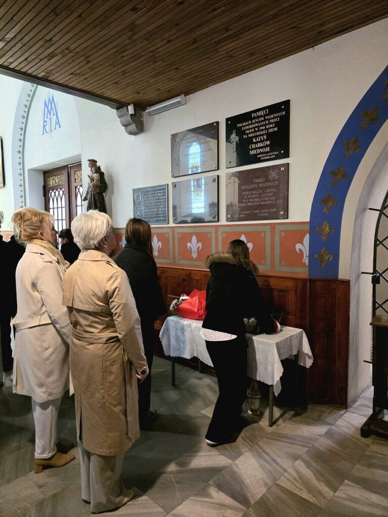 Dzień Pamięci Ofiar Zbrodni Katyńskiej w Ostródzie 6 Dzień Pamięci Ofiar Zbrodni Katyńskiej W Ostródzie