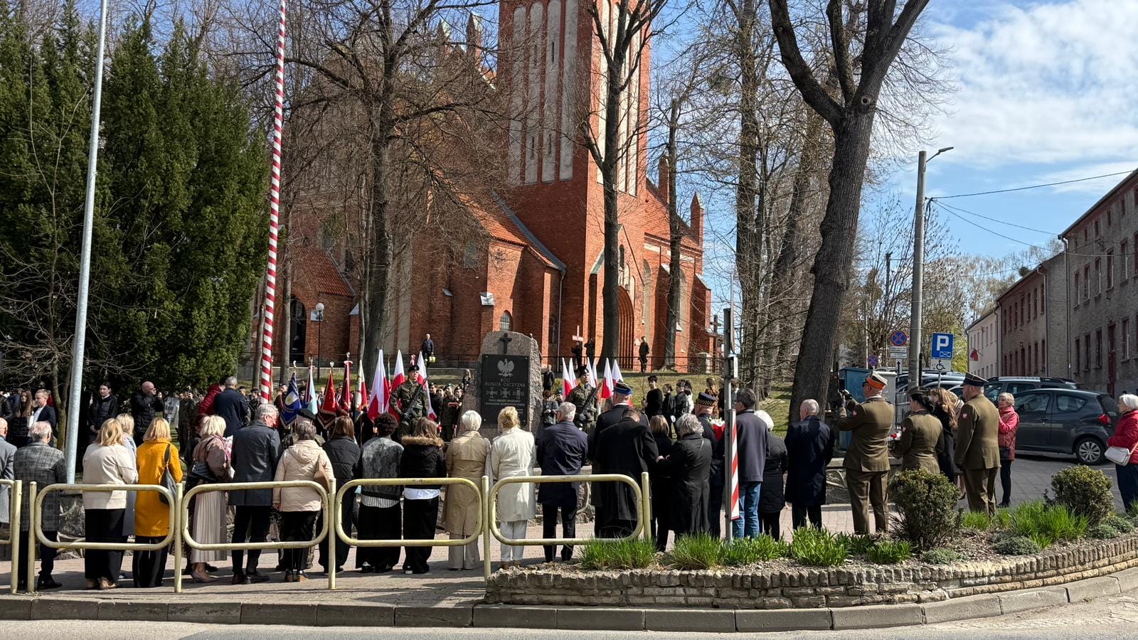 Dzień Pamięci Ofiar Zbrodni Katyńskiej w Ostródzie 1 Dzień Pamięci Ofiar Zbrodni Katyńskiej W Ostródzie