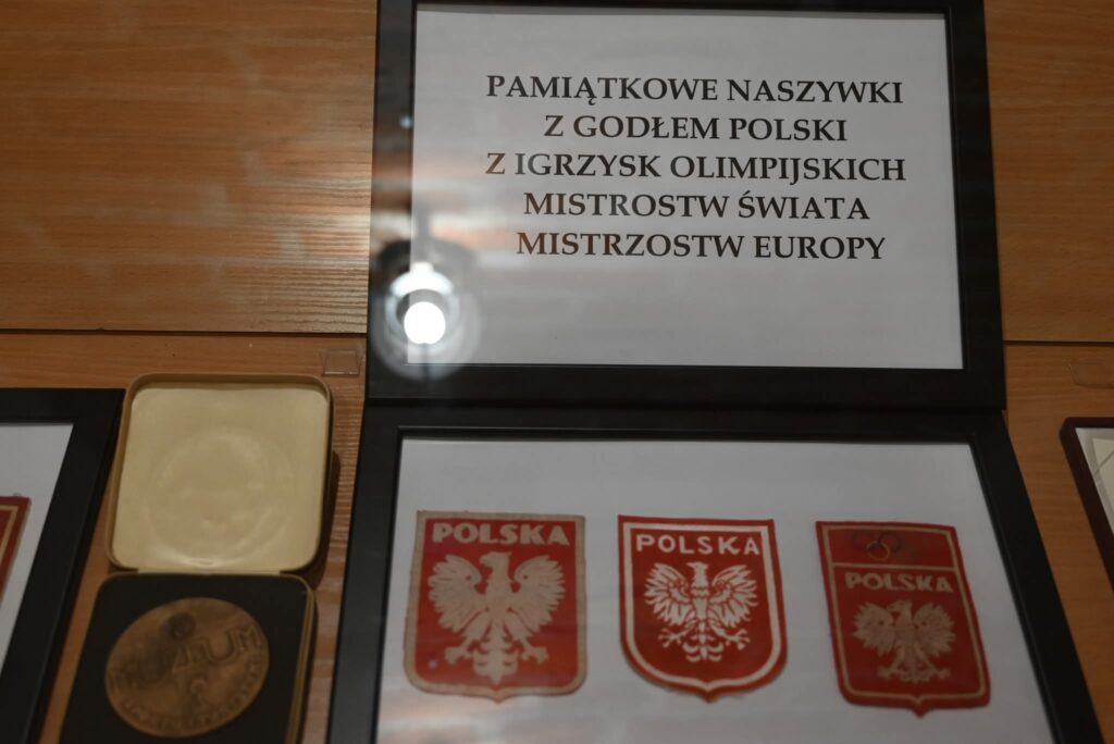 Izba Pamięci Zdzisława Krzyszkowiaka Zlikwidowana — Pamiątki Wylądowały W Kartonie!
