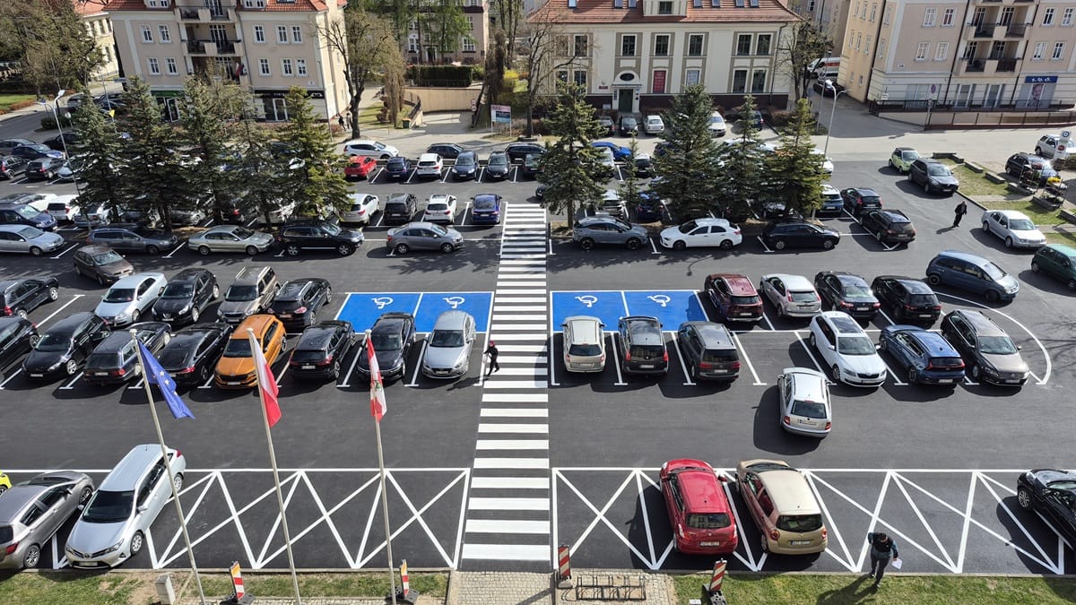 Zakończył się remont parkingu przed Starostwem Powiatowym w Ostródzie 1 Zakończył Się Remont Parkingu Przed Starostwem Powiatowym W Ostródzie