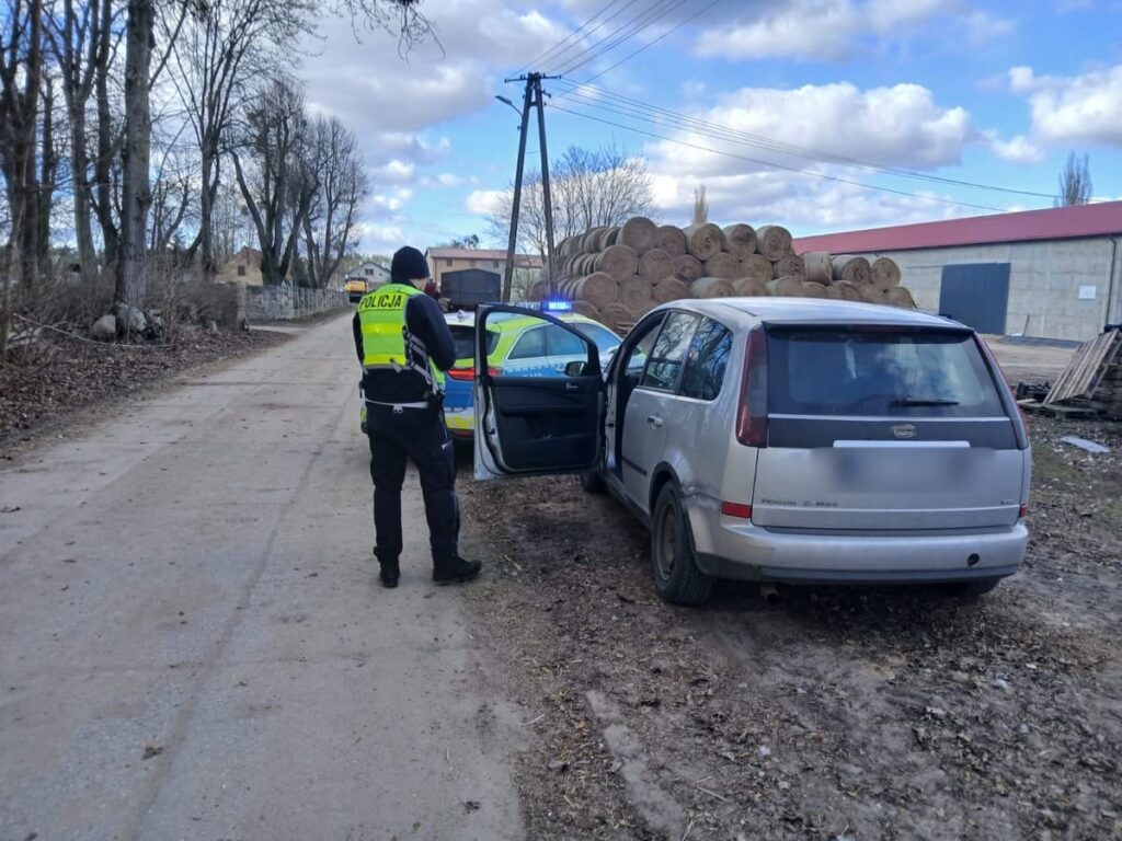 Pościg Ostródzkiej Drogówki. Kobieta Jechała Pod Prąd! 