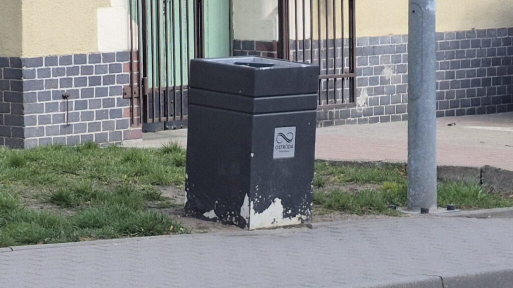 Śmietniki W Ostródzie — Jest Reakcja Burmistrza
