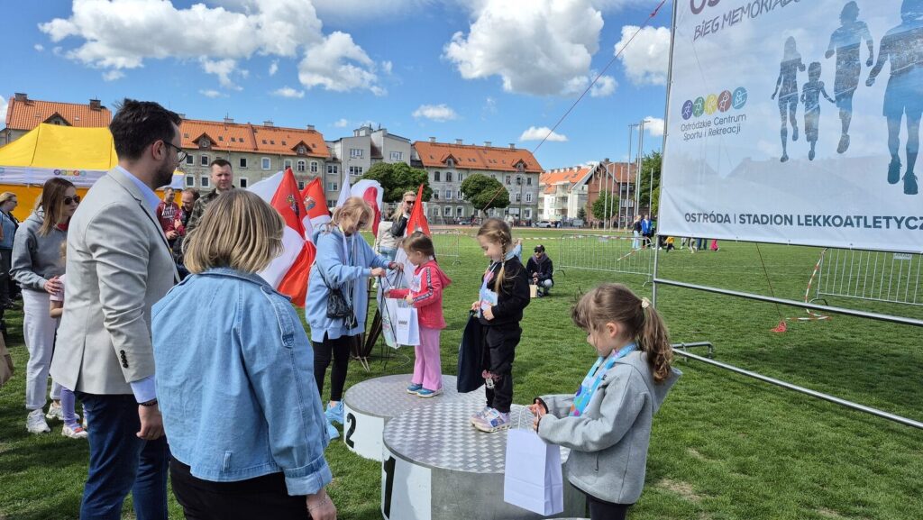 Adrian Przybyła wygrywa 36. Ostródzkie Biegi Uliczne! 19 Adrian Przybyła Wygrywa 36. Ostródzkie Biegi Uliczne!