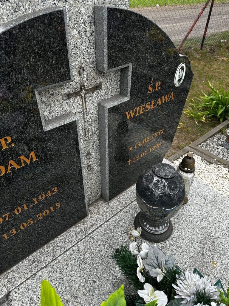 Kradzież na cmentarzu w Samborowie! Poszkodowanych nawet 60 rodzin 5 Kradzież Na Cmentarzu W Samborowie! Poszkodowanych Nawet 60 Rodzin