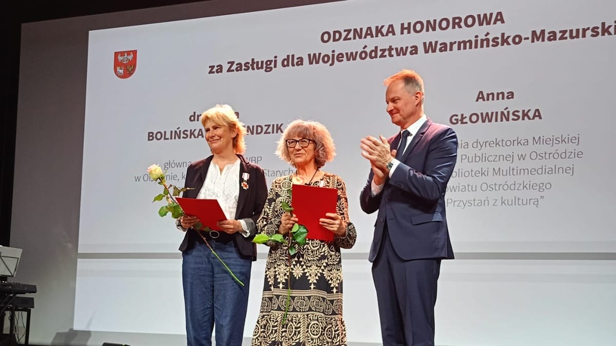 Anna Głowińska Z Odznaką Zasłużony Dla Warmii I Mazur