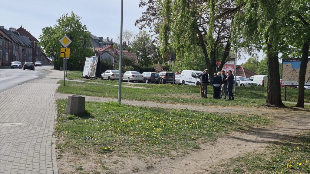 Nowy pomnik księdza Jerzego Popiełuszki w Ostródzie 7 Nowy Pomnik Księdza Jerzego Popiełuszki W Ostródzie