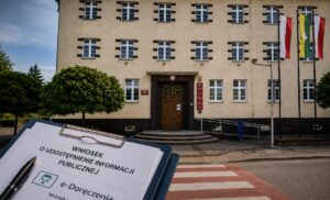 Morąg: nagrody w urzędzie takie, że aż wstyd się przyznać? Magistrat milczy 17 Morąg Nagrody