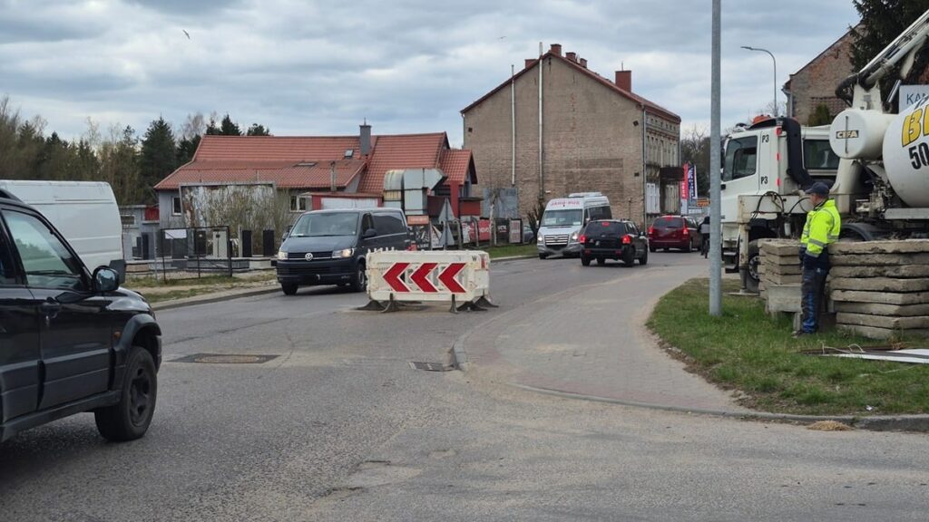 Wysoki Mandat Za Wyprzedzanie Na Olsztyńskiej W Ostródzie