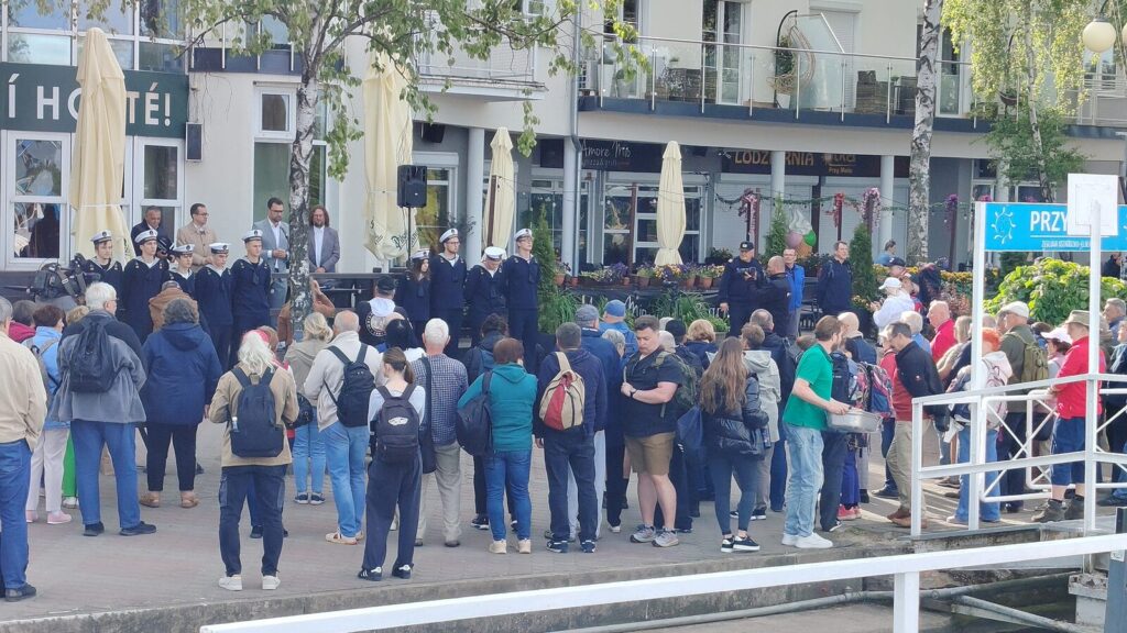 Wróciły rejsy pasażerskie na trasie Ostróda-Elbląg! 4 Wróciły Rejsy Pasażerskie Na Trasie Ostróda-Elbląg!