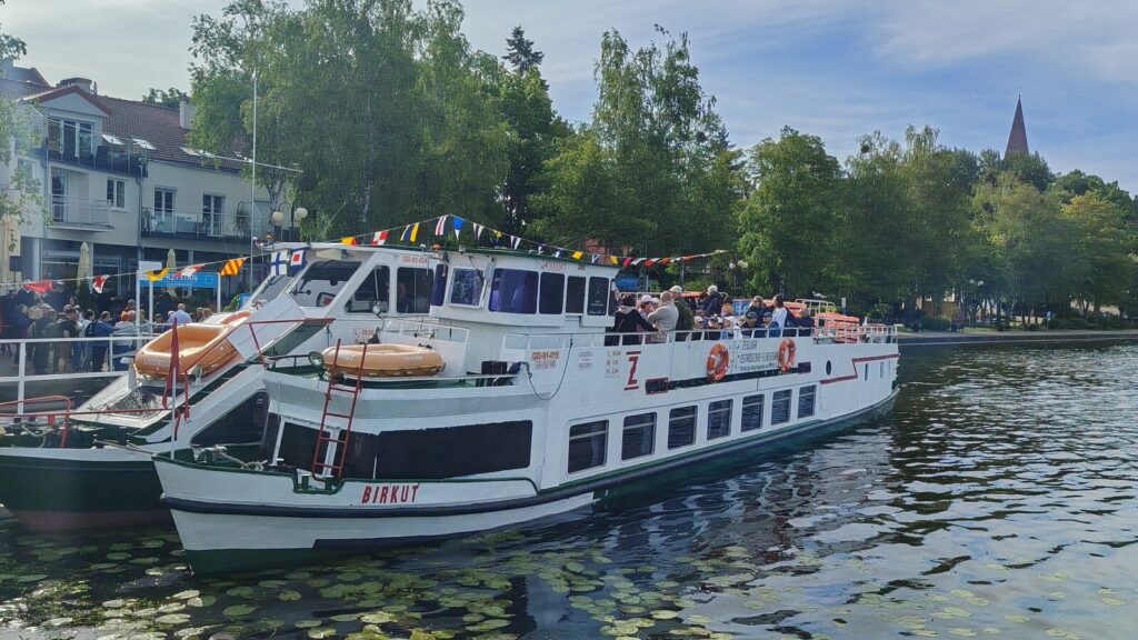 Wróciły rejsy pasażerskie na trasie Ostróda-Elbląg! 10 Wróciły Rejsy Pasażerskie Na Trasie Ostróda-Elbląg!