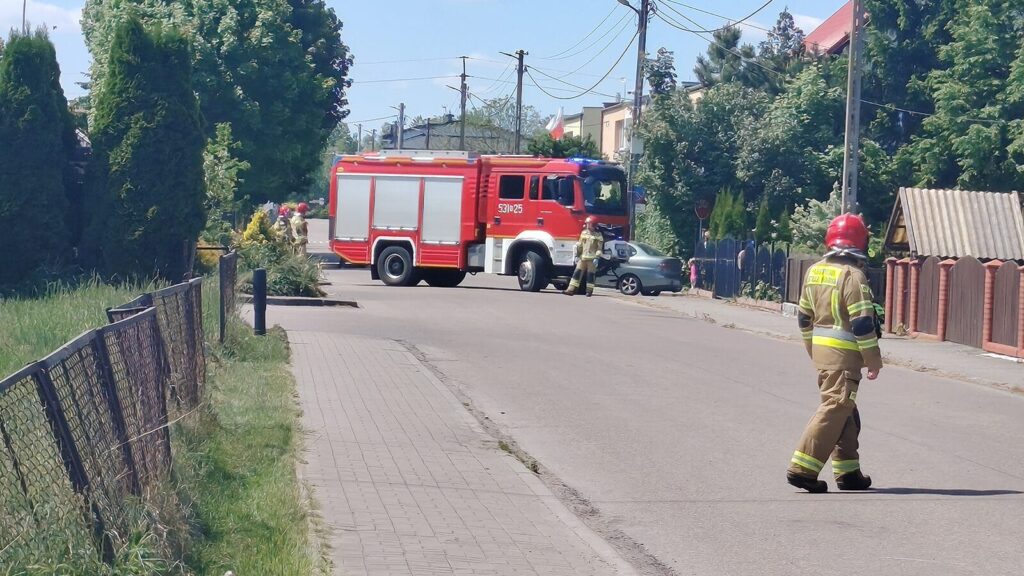 Śmigłowiec LPR lądował w Wałdowie pod Ostródą 5 Śmigłowiec Lpr Lądował W Wałdowie Pod Ostródą