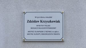 Ostródzianie upamiętnili Zdzisława Krzyszkowiaka 30 Ostródzianie Upamiętnili Zdzisława Krzyszkowiaka