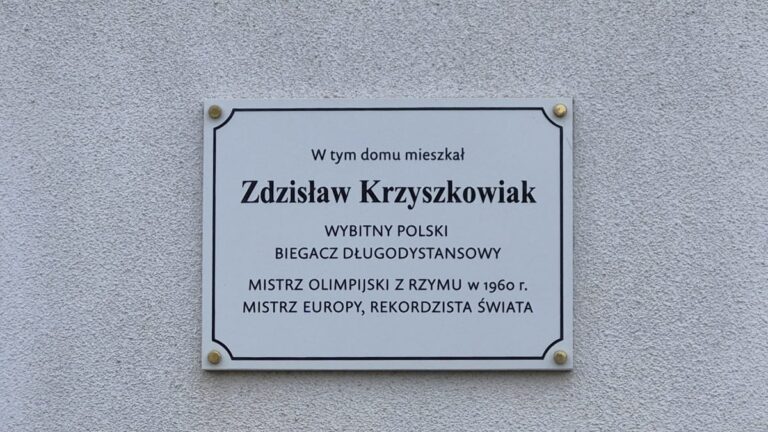 Ostródzianie upamiętnili Zdzisława Krzyszkowiaka