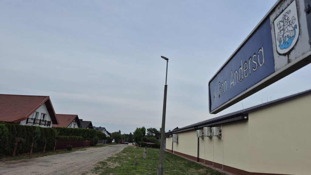 Wybrano wykonawców remontu ulic Andersa, Ćwiklińskiej i Osiedle Młodych w Ostródzie 16 Wybrano wykonawców remontu ulic Andersa, Ćwiklińskiej i Osiedle Młodych w Ostródzie