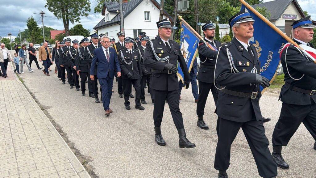 Druhowie OSP Kalnik świętowali 80-lat swojej jednostki - mają sztandar 6 Druhowie Osp Kalnik Świętowali 80-Lat Swojej Jednostki - Mają Sztandar