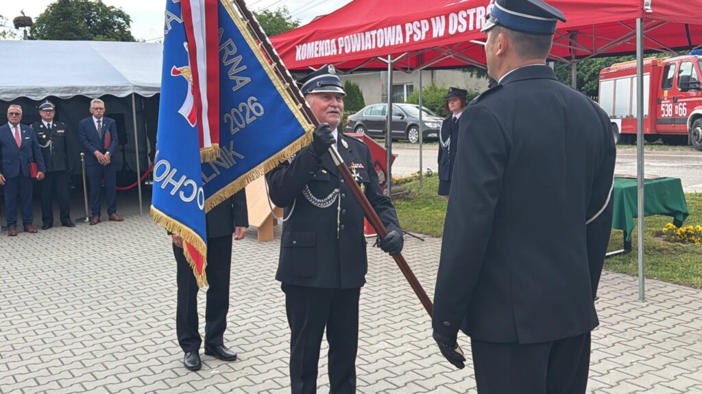 Druhowie OSP Kalnik świętowali 80-lat swojej jednostki - mają sztandar 10 Druhowie Osp Kalnik Świętowali 80-Lat Swojej Jednostki - Mają Sztandar