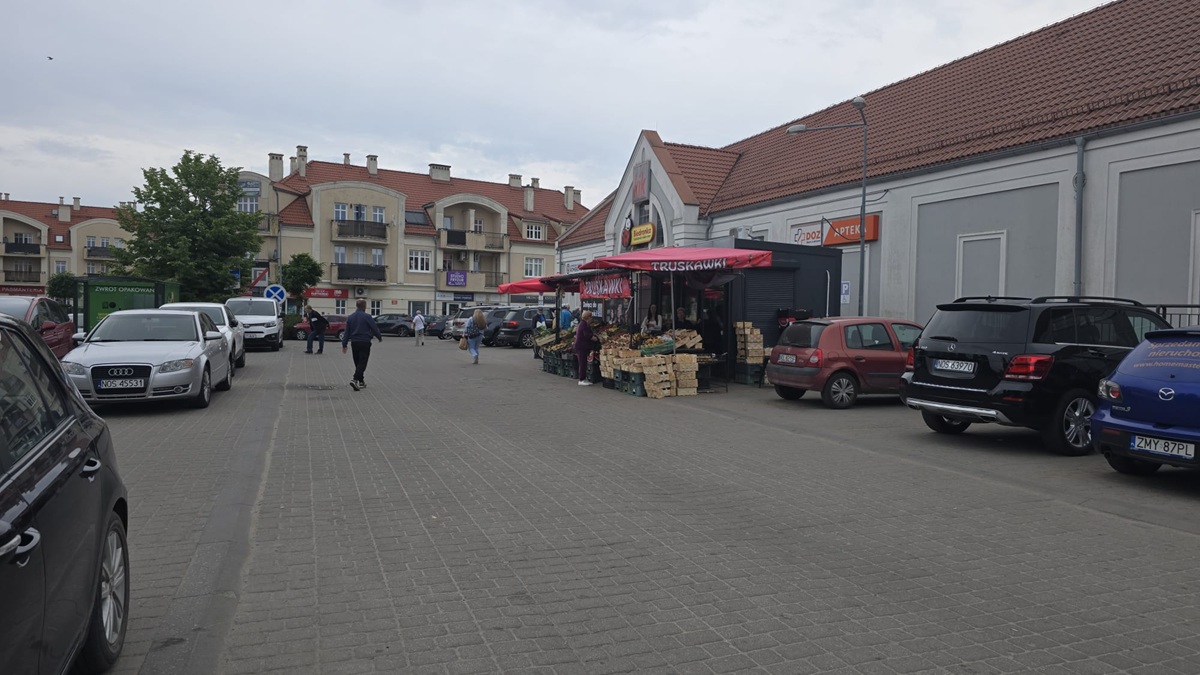 Podpalenie warzywniaka w Białych Koszarach w Ostródzie. Policja zatrzymała sprawcę 1 Podpalenie Warzywniaka W Białych Koszarach W Ostródzie. Policja Zatrzymała Sprawcę