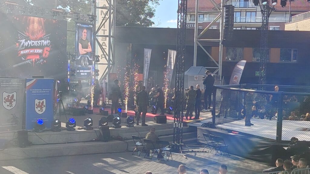 Wojskowa gala MMA "Zwycięstwo Mamy We Krwi 6" 25 Wojskowa Gala Mma &Quot;Zwycięstwo Mamy We Krwi 6&Quot;