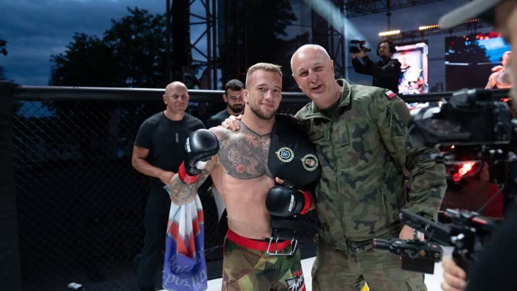 Wojskowa gala MMA "Zwycięstwo Mamy We Krwi 6" 13 Wojskowa Gala Mma &Quot;Zwycięstwo Mamy We Krwi 6&Quot;