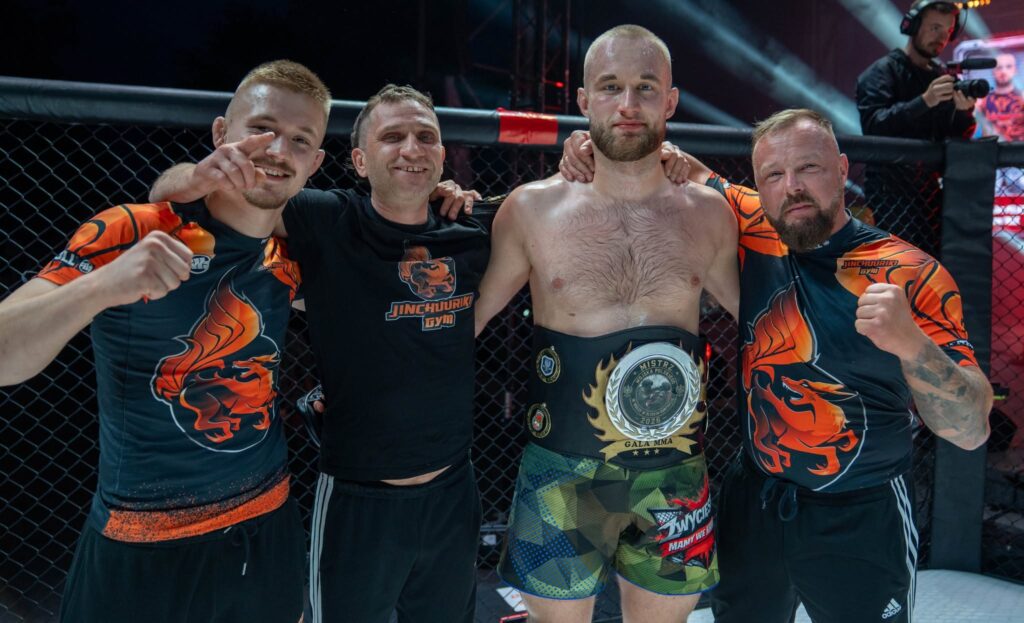 Wojskowa gala MMA "Zwycięstwo Mamy We Krwi 6" 6 Wojskowa Gala Mma &Quot;Zwycięstwo Mamy We Krwi 6&Quot;