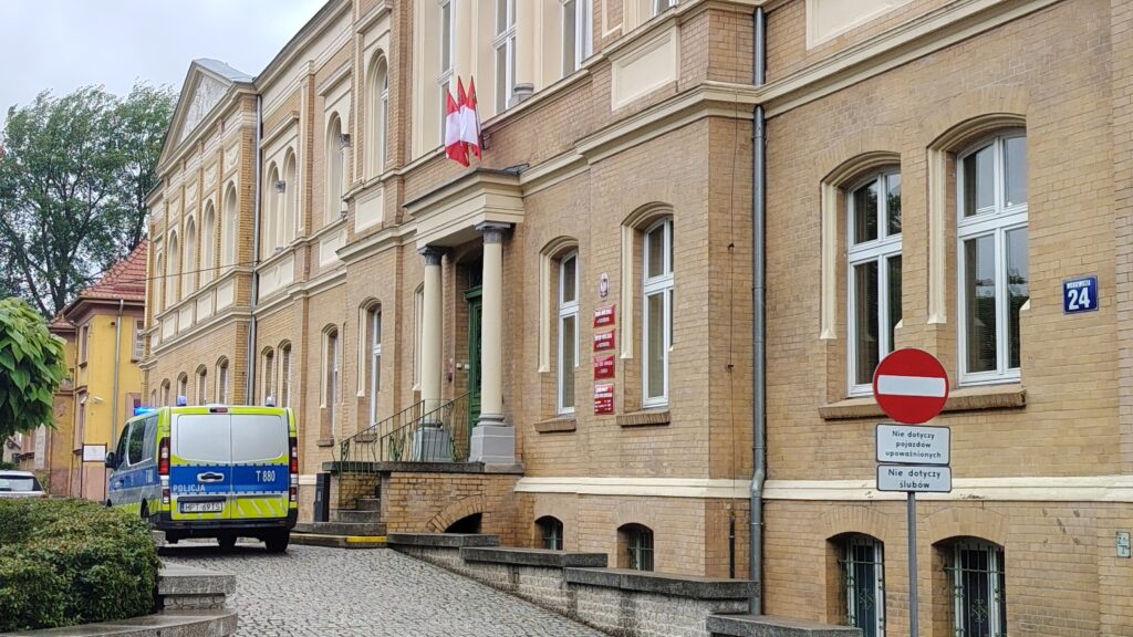 Interwencja Policji W Miejskim Ośrodku Pomocy Społecznej W Ostródzie