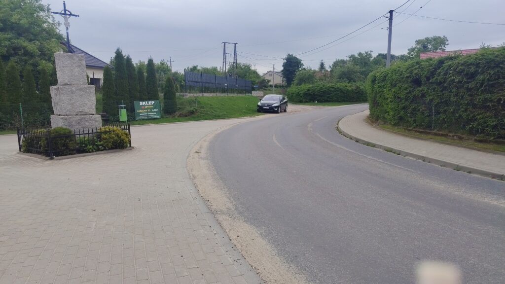 Progi zwalniające w Idzbarku. Mieszkańcy mają inne zdanie niż drogowcy 2 Progi Zwalniające W Idzbarku. Mieszkańcy Mają Inne Zdanie Niż Drogowcy