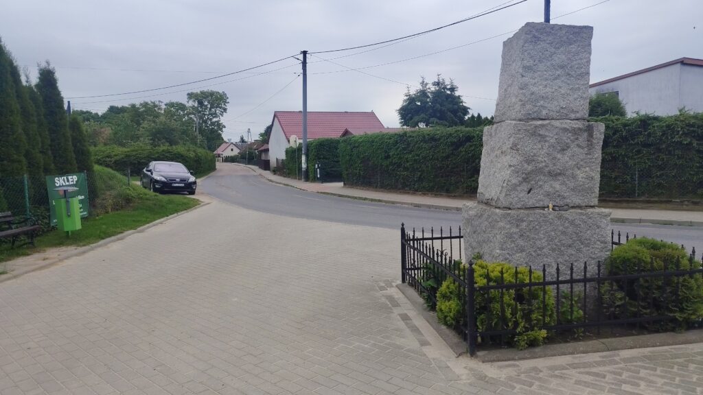 Progi zwalniające w Idzbarku. Mieszkańcy mają inne zdanie niż drogowcy 4 Progi Zwalniające W Idzbarku. Mieszkańcy Mają Inne Zdanie Niż Drogowcy
