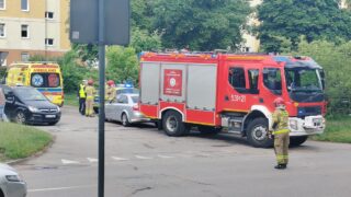 Poranna kolizja na ulicy Chrobrego w Ostródzie