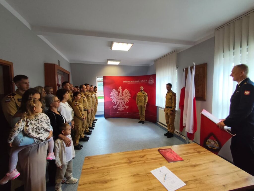 Adrian Krawczyk Złożył Ślubowanie. Mamy Nowego Strażaka W Ostródzie!
