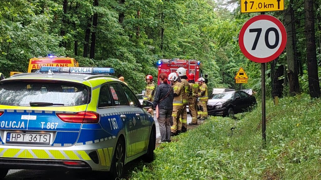 Wypadek Na Drodze Krajowej Numer 16 W Zawadach Małych