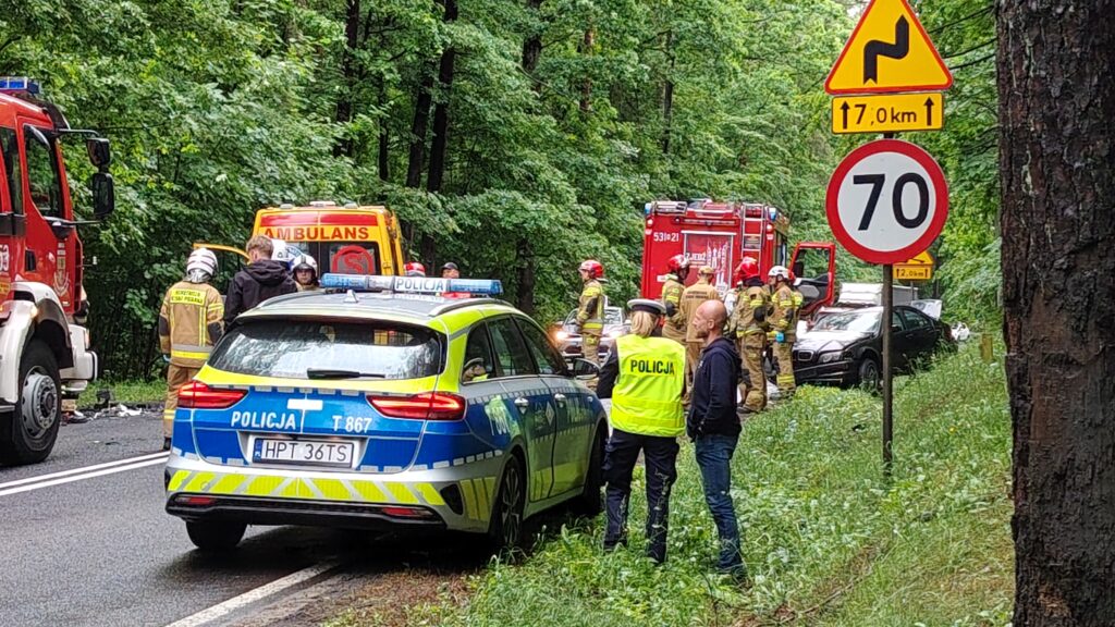 Wypadek Na Drodze Krajowej Numer 16 W Zawadach Małych
